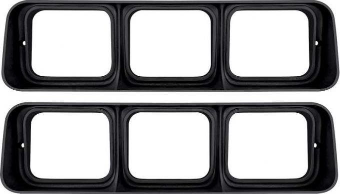 OER 1973-1974 Road Runner, Tail Lamp Bezels, RH & LH, Pair 3679180